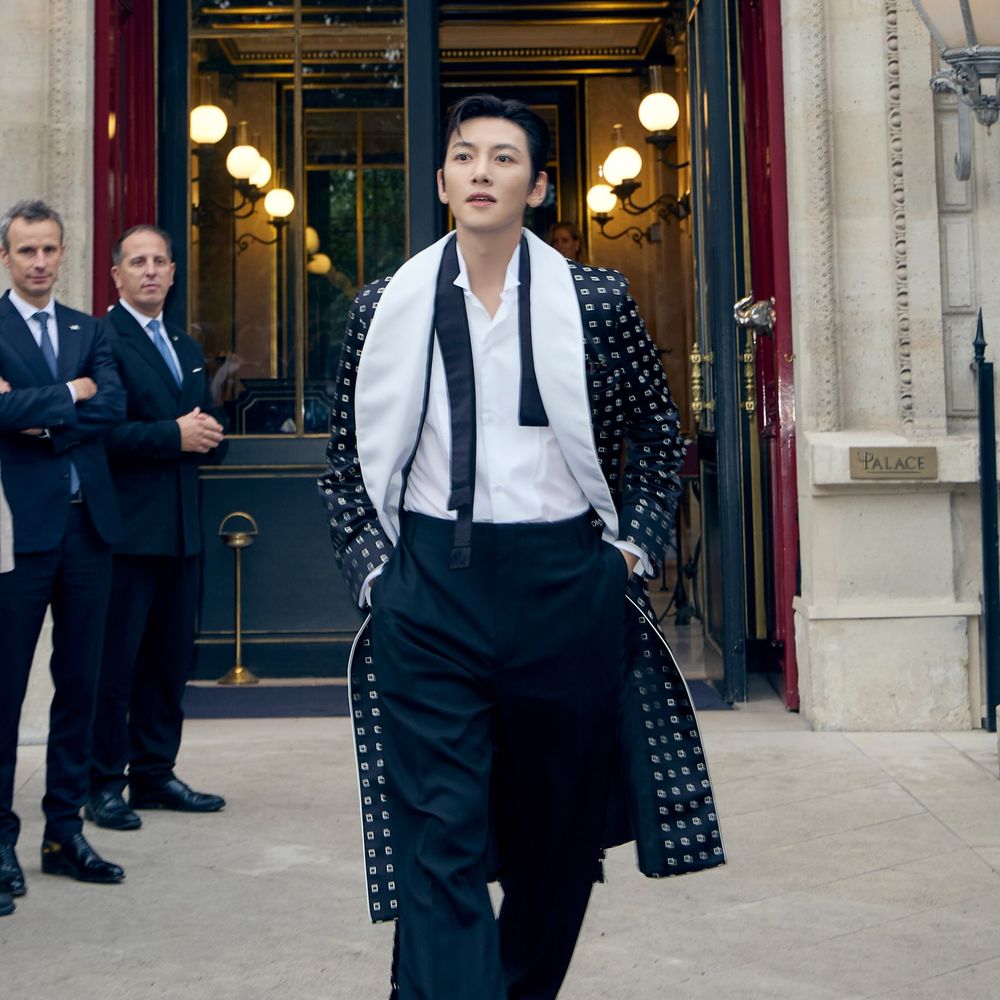 《挑情醜聞》池昌旭39歲還能這麼帥！驚喜降臨Tom Ford時裝週、「熟男性感」果然更致命！-6