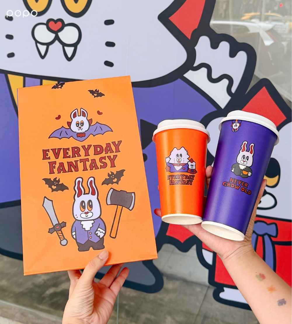 CAFE!N跟香港潮玩「CLUBBABO」聯名啦！超可愛「吸血鬼貓貓水杯、小小鼠零錢包」全都要買！-5