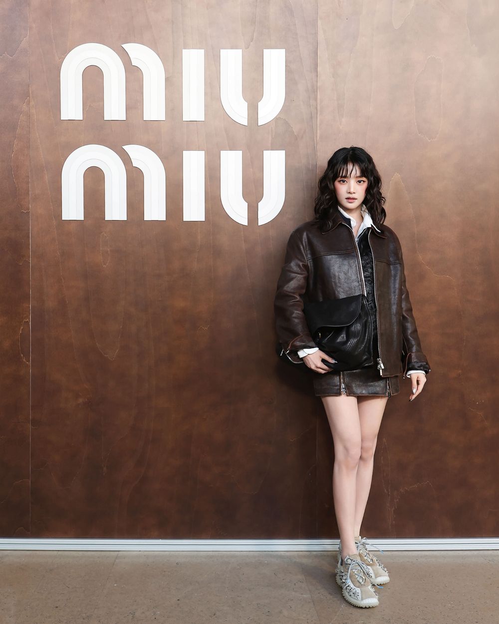 Miu Miu大秀前排陣容穩贏了！然竣、Momo、Minnie齊聚巴黎！泰星Becky居然也驚喜現身！-4
