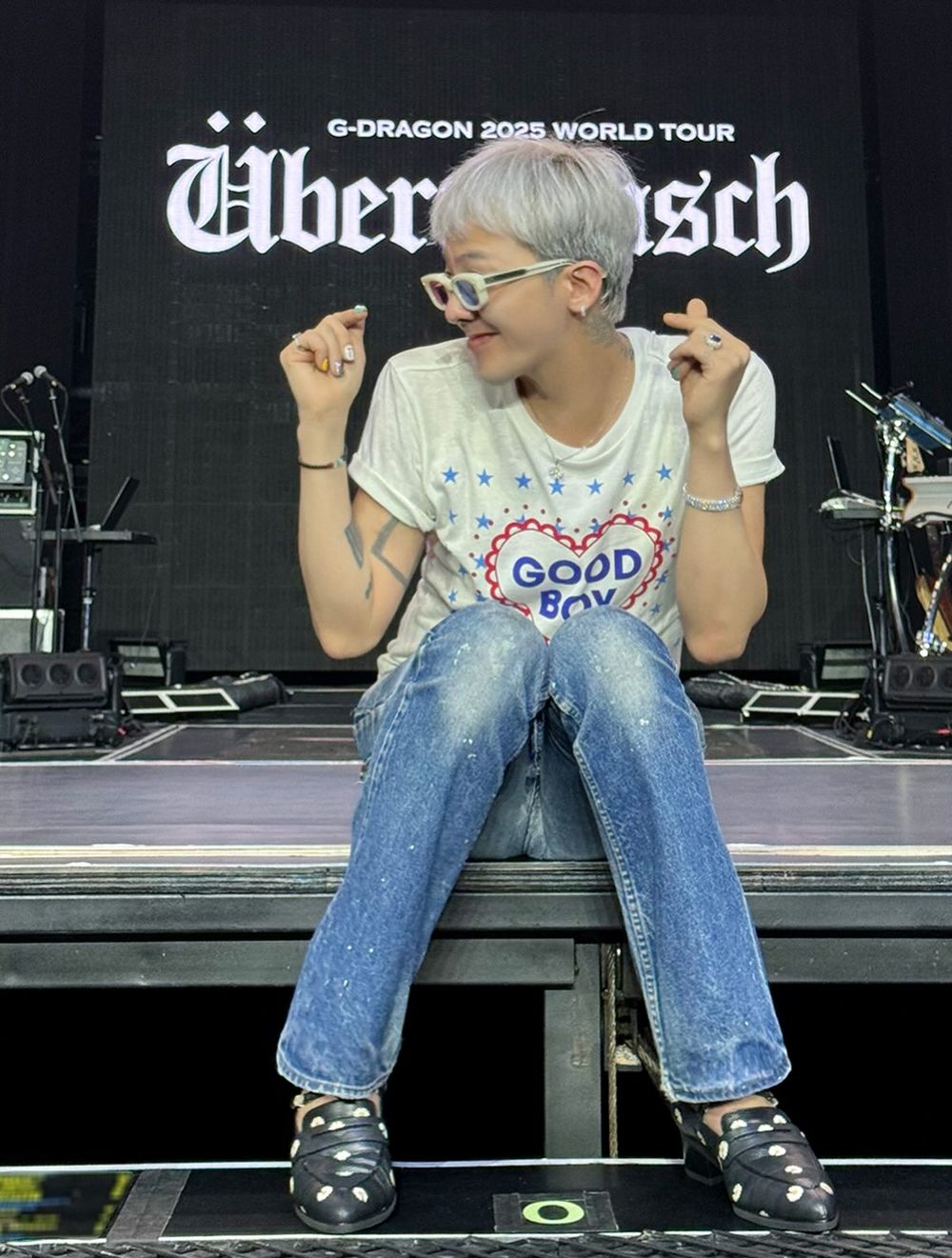 5個暖心舉動證明GD值得被愛的理由！世界巡迴演唱會以「肉身護欄」保護攝影師、為場館周邊居民準備超實用感謝禮！-4