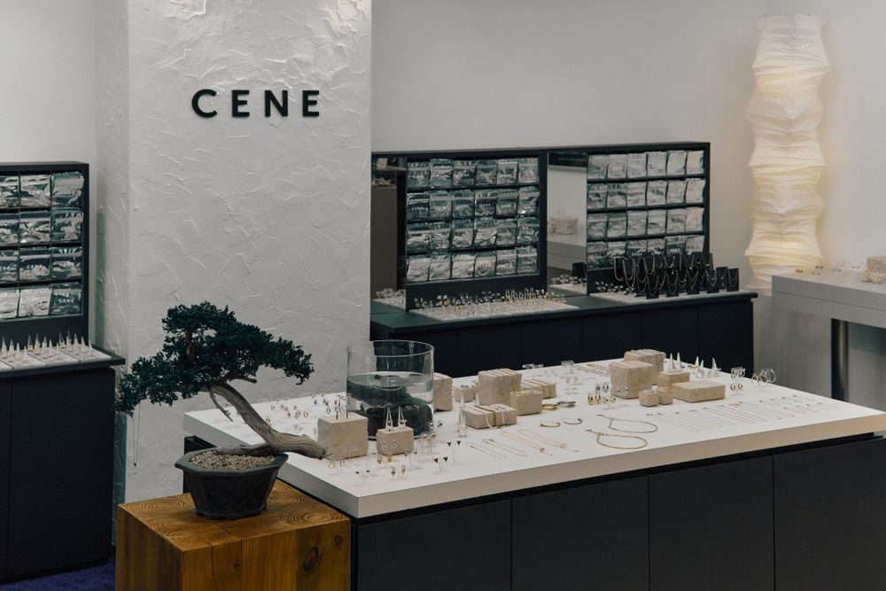 不用再找代購！日妞愛牌「CENE」正式登台、聯手vacanza限定開賣！人氣「耳環、項鍊」台灣也能買了！-9