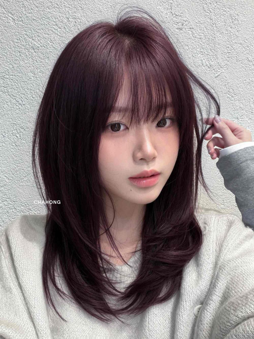 日本女孩都在染的秋冬髮色清單！暖暖巧克力、勃根地紅調出6款色系，奶霜棕溫柔耐看、薰衣草酒紅太心動！-12