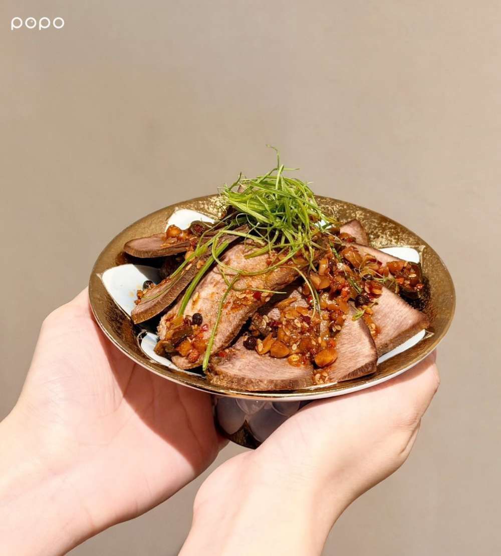 壽喜燒也吃得到台南溫體牛！橋山壽喜燒「特選溫體牛+A5和牛」太欠吃、還有「口水和牛舌」要點！-3
