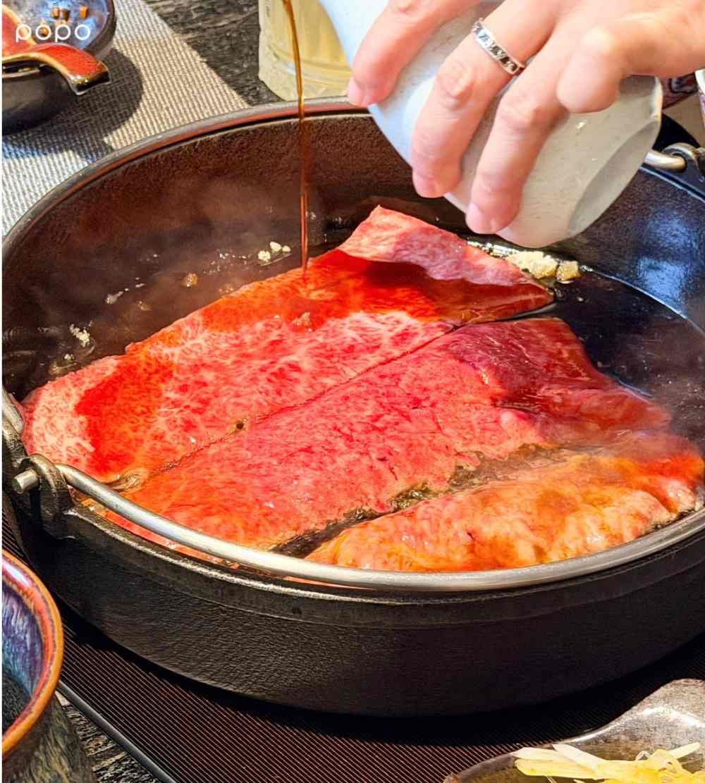 壽喜燒也吃得到台南溫體牛！橋山壽喜燒「特選溫體牛+A5和牛」太欠吃、還有「口水和牛舌」要點！-6