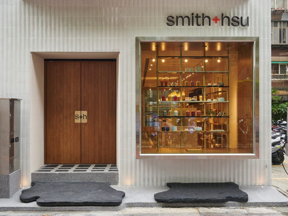 茶控快衝！「smith+hsu中山旗艦店」三層樓純白茶屋美翻、推薦必點茶飲&甜點一次看！-1
