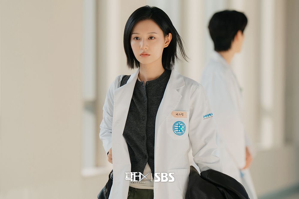 韓劇女王再發威！金智媛《Doctor X》最新集數20.8%收視強勢狂飆，新對手張勝祖加入，網友敲碗好想看下一集！-7