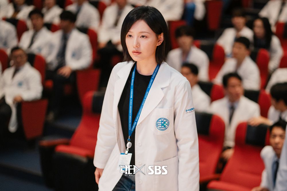 韓劇女王再發威！金智媛《Doctor X》最新集數20.8%收視強勢狂飆，新對手張勝祖加入，網友敲碗好想看下一集！-14