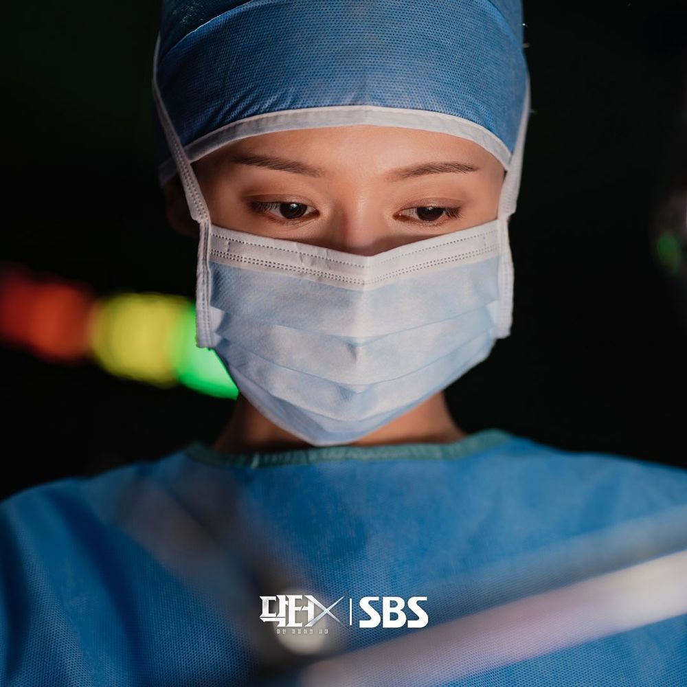 韓劇女王再發威！金智媛《Doctor X》最新集數20.8%收視強勢狂飆，新對手張勝祖加入，網友敲碗好想看下一集！-15