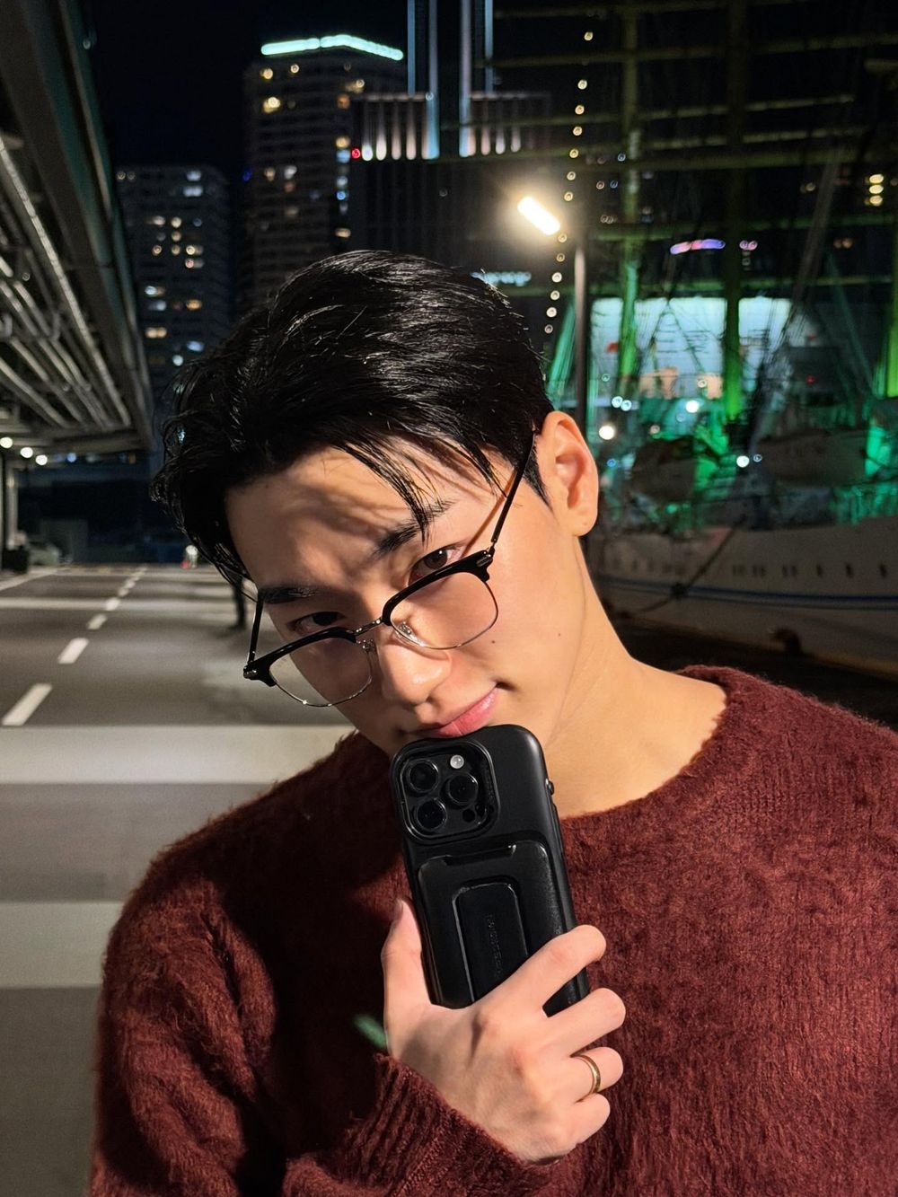 ATEEZ「雨傘CP」同款香水找到了！崔傘、友榮親密互動太好嗑，10瓶香氣從煙燻香草到微醺酒香、ATINY收起來！-18