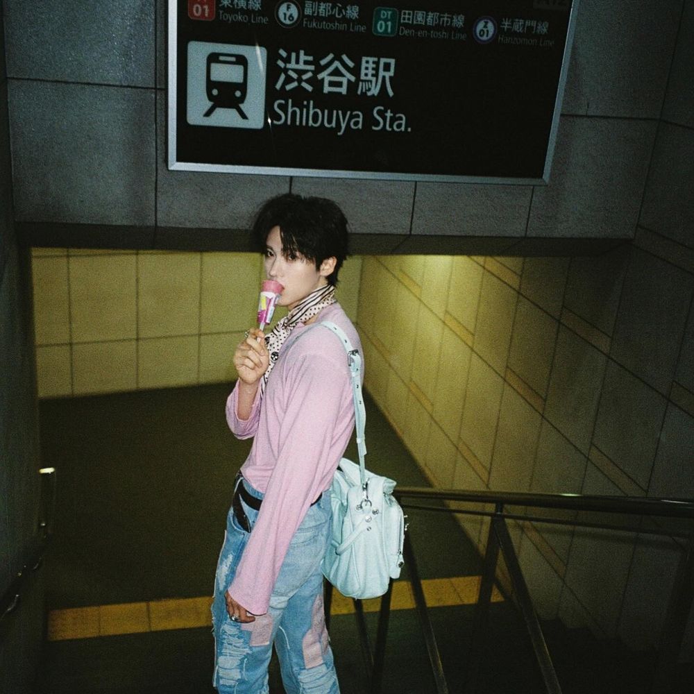 新夫婿來了！《嫁金釵》世子閆桉的8個人生故事，會拉二胡、談鋼琴的音樂才子，曾動過腦部手術，復出後拿下人生角色！-6