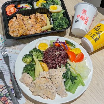 台中健康餐盒推薦｜健康配合彩虹飲食法，餐盒只要$99！