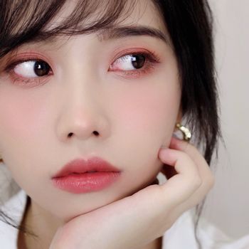 新手必學！韓系溫柔清透眼妝教學，4步驟畫出精緻的日常眼妝