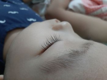 在家工作的療癒小物，我兒子的眼睫毛