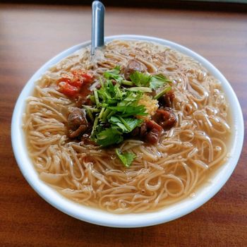 蚵仔麵線