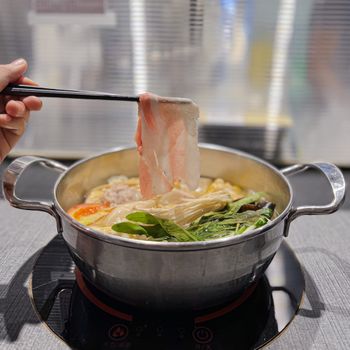 【台北】真材實料雞湯火鍋，海鮮也令人驚艷！