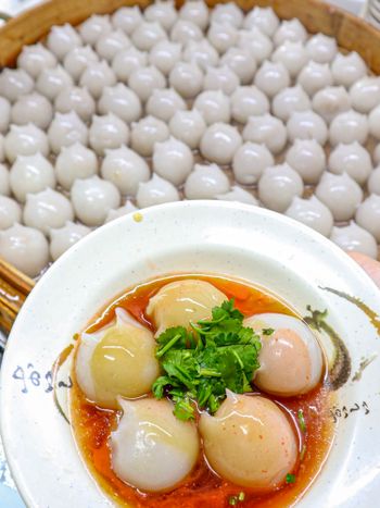 銅板美食一口小肉圓｜人氣美食｜內壢美食