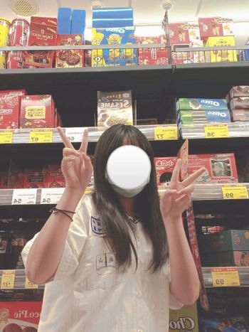 在超市智障🛀(´ε｀ ) 