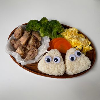餐桌日記｜ 飯糰精靈早午餐