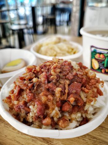 台北美食｜屹立一甲子的金牌老店 綿密滷肉撒好撒滿