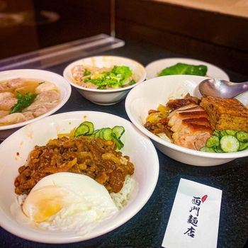 西門町捷運站老字號美食🍴西門麵店 銷魂豬腳罪惡滷肉飯