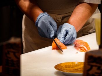 有看過鮭魚直接游在你面前的壽司嗎｜合點壽司🍣