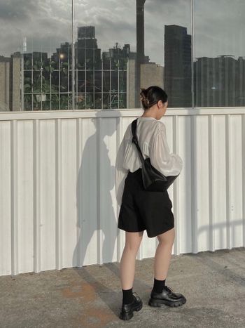 OOTD | 穿仙仙的上衣去人良☕️