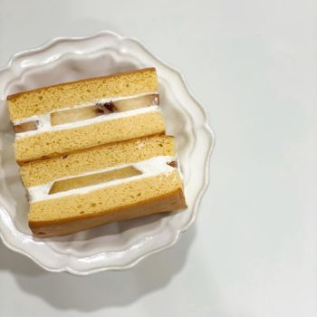 ꒰ 宅配甜點 ꒱ 超軟嫩香甜蜜桃蛋糕