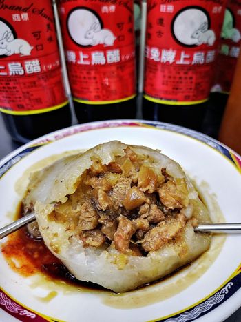 屏東美食｜一顆20元超佛心! 銅板價肉圓 油蔥內餡太迷人