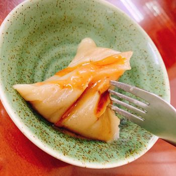 新竹銅板美食｜一顆粽配一碗湯，百年老店的肉粽/粿粽專賣