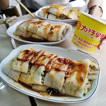 宜蘭美食｜在地人激推! 大份量烤肉豆芽河粉蛋餅