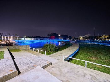 屏東 縣民公園 在水一方