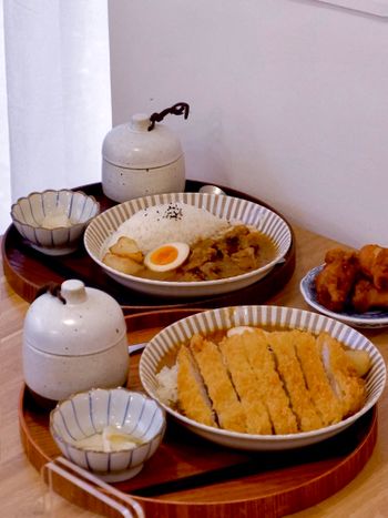 高雄美食｜一開門就客滿的日式咖哩，味道如何呢？
