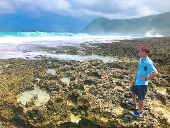 蘭嶼。清澈湛藍海邊秘境