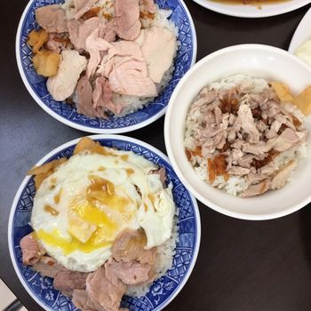 🍴台中美食🍴台中必吃的火雞肉飯超級好吃😋