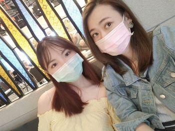 123牽著手456抬起頭