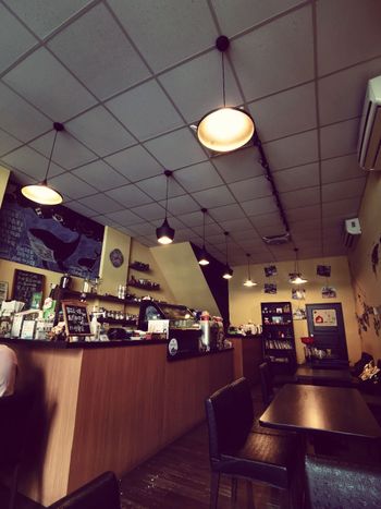 周日早晨的小咖啡店