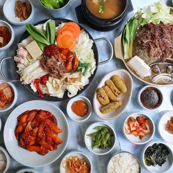 超大份量 | 海派上桌 | 韓式料理