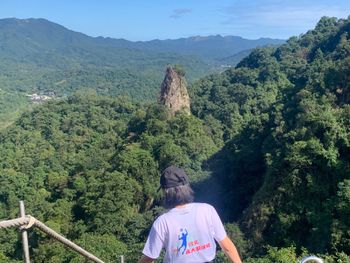 平溪・陡坡挑戰・孝子山・慈母峰・普陀山