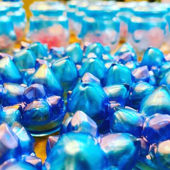 玩具製造中｜閃耀的藍色寶石