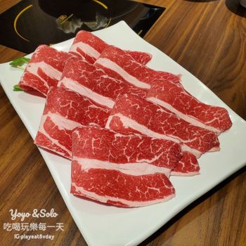 【吃】新北 | 新莊 | 食材超新鮮的火鍋~八方悅