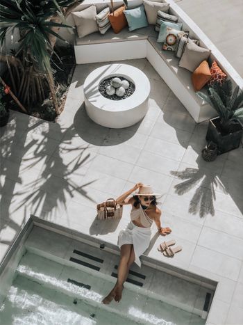 The dreamiest backyard🌞