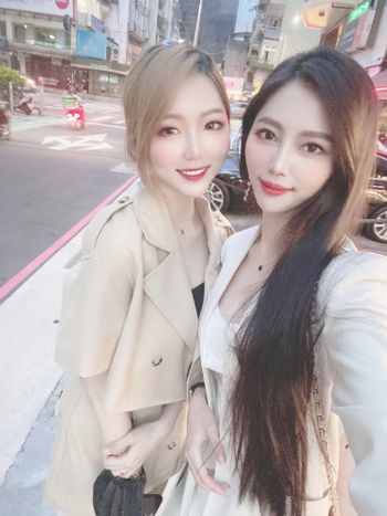 Birthday dinner with sister.🎂