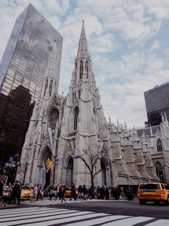 紐約旅遊｜那些年我們出的國｜轉角超美教堂