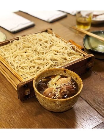 一秒魂穿日本的正統蕎麥麵居酒屋