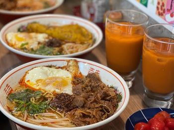 ㄔ麵小酸辣專賣｜台中西區·泰式日式mix