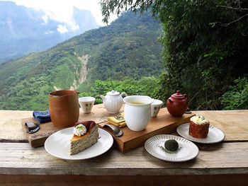 嘉義 | 山角鐵茶屋｜阿里山預約制茶館(上)