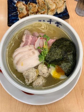 【台北中山】凌晨也能吃到的雞白湯拉麵-麵屋千雲