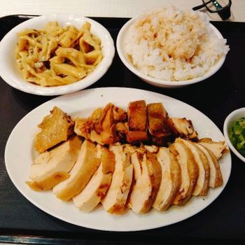雞肉飯也走文青風！