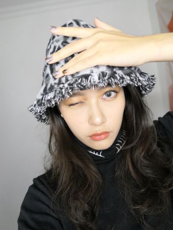 妝容分享｜金光閃閃眼妝Morphe 35F