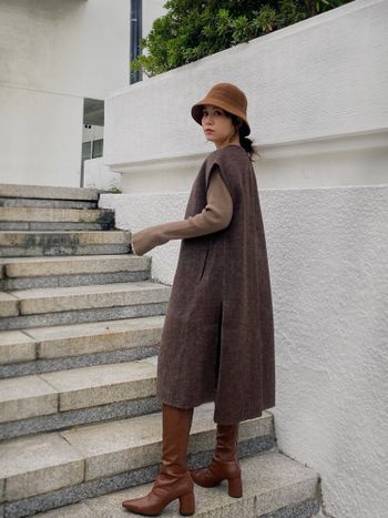 OOTD｜顯腿直的復古棕過膝靴